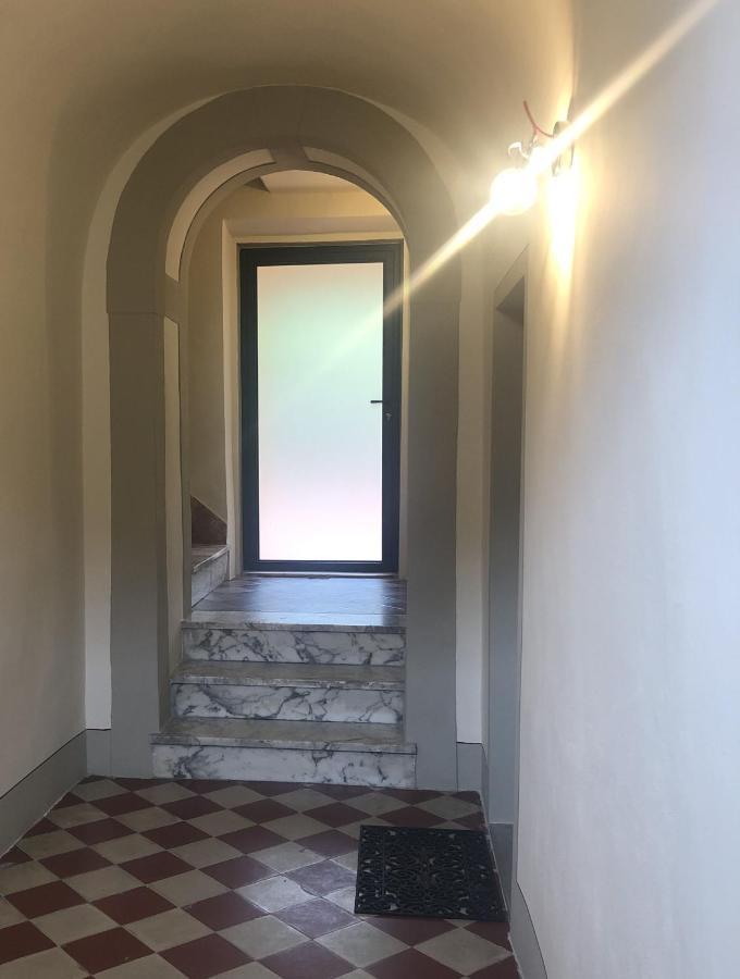 Little Liberty Loft Apartment Barberino di Mugello Luaran gambar