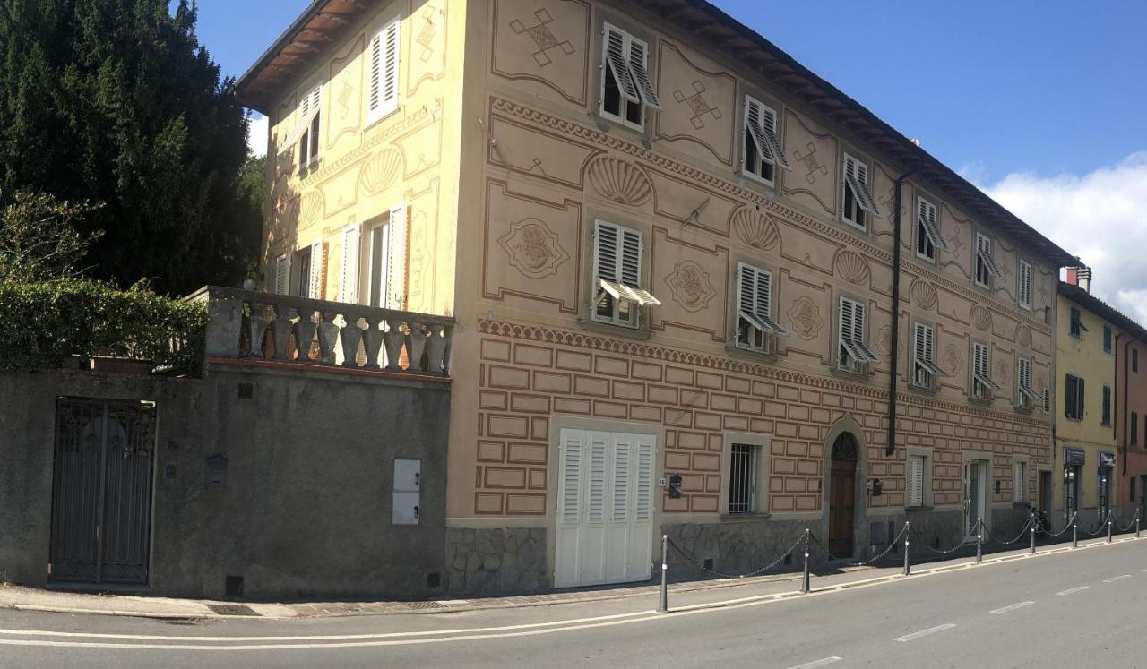 Little Liberty Loft Apartment Barberino di Mugello Luaran gambar