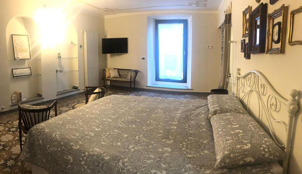 Little Liberty Loft Apartment Barberino di Mugello Luaran gambar